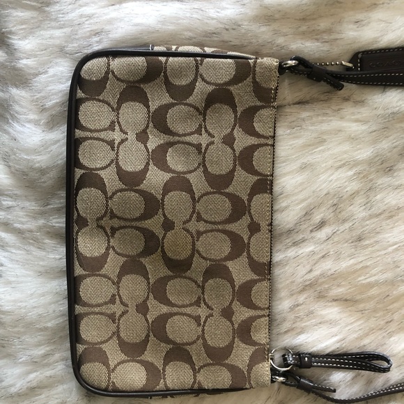 Coach Signature C Crossbody Bag - Picture 4 of 7